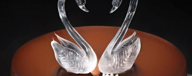 送黑天鹅外卖是指什么(黑天鹅外卖是什么梗黑天鹅外卖在哪点)