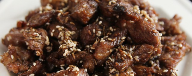 孜然牛肉粒怎么做(孜然牛肉粒的做法最正宗的做法)