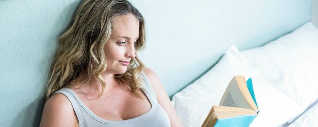 不管风吹浪打胜似闲庭信步的意思是什么(不管风吹浪打胜似闲庭信步闲的意思)