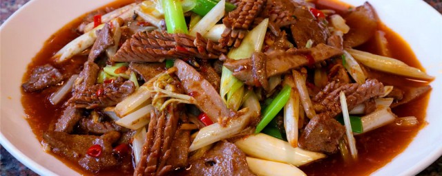 爆炒猪肝腰花怎么做(炒猪腰花怎么样做)