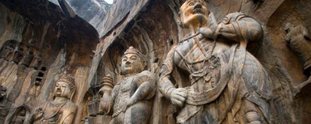 龙门石窟的详细简介(龙门石窟的资料简介)