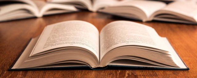 一个哄女朋友的睡前故事(哄女朋友的睡前的小故事_睡前故事)