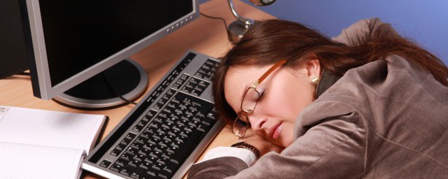 梦见丈夫出轨的寓意(梦到什么预示老公出轨)