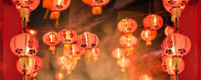 东风夜放花千树是什么节日(东风夜花放千树的节日)