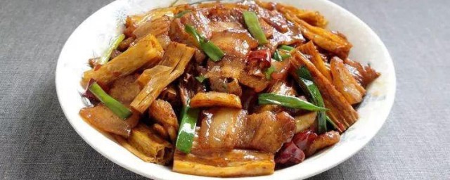 小炒五花肉怎么做(五花肉怎么做好吃)