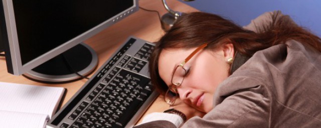 梦见和死去的人说话是啥意思(做梦梦见和死去的人说话是什么意思)