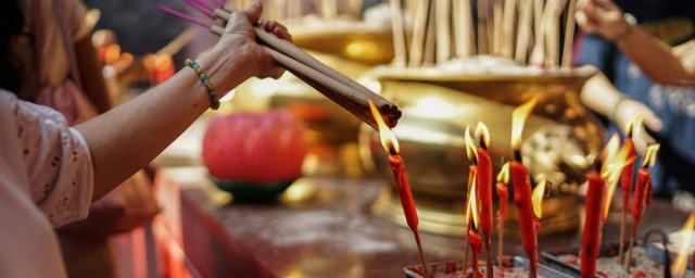 中元节的由来(中元节的由来和传说故事视频)