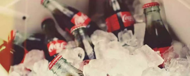 可乐冷冻要多久才会炸(可乐会冻炸嘛)