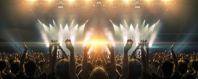 周深在《我是歌手》里演唱《达拉崩吧》是第几期(周深唱达拉崩吧是哪一期)