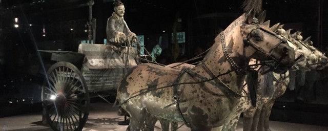 秦兵马俑简介(秦兵马俑简介20字)