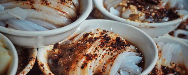 调凉皮的大料水怎样配(拌凉皮怎么配料才好吃)