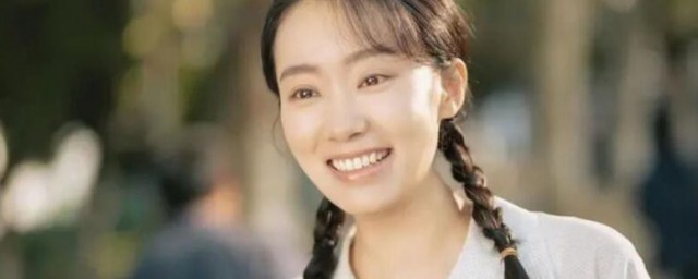 电影你好李焕英后面的音乐是啥(你好李焕英电影主题曲是什么)