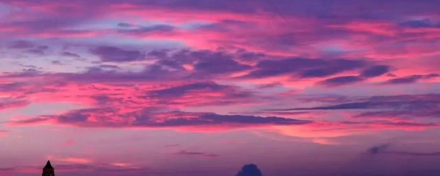 朋友圈晚霞文案有哪些(朋友圈关于晚霞的文案)