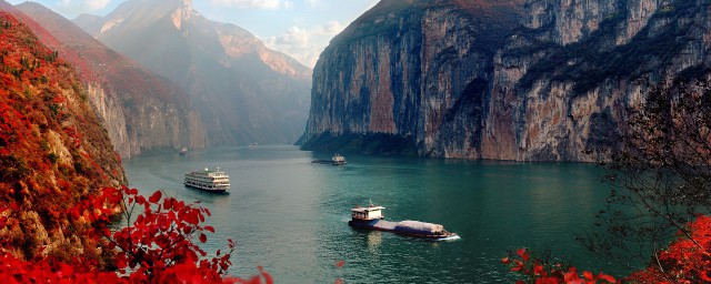 桂林山水甲天下阳朔风光甲桂林的解释(山水甲天下阳朔山水甲桂林的意思)