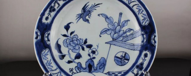 青花瓷简单介绍(青花瓷详细介绍)