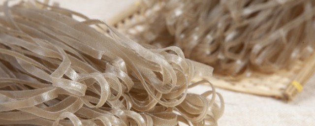 关于川粉和宽粉的区别(川粉宽粉到底一样吗)