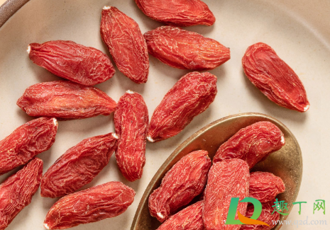 为什么刚买的的枸杞是软的(枸杞软软的是好的吗)