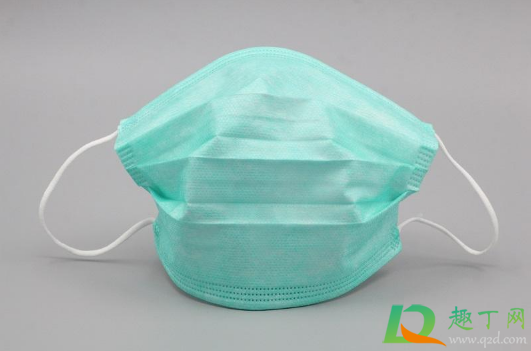 口罩褶皱朝上是正面还是反面(口罩褶皱向上还是向下朝外)