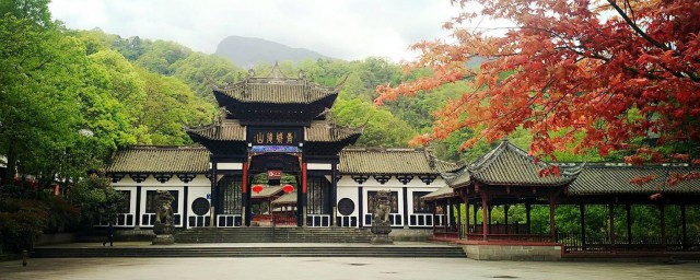 成都旅游景点有哪些(成都旅游景点有哪些景点免费的)