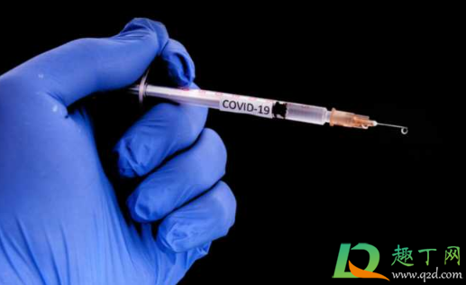 打新冠疫苗发烧正常吗(打新冠疫苗发烧正常吗?可以同房吗)