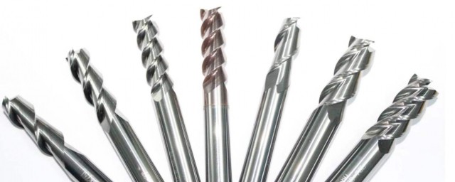 三尖两刃钻头刃磨操作要领(三尖钻怎么磨)