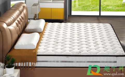 乳胶床垫一直有味道正常吗(乳胶床垫一直有气味) 乳胶床垫一直有味道正常吗(乳胶床垫一直有气味)