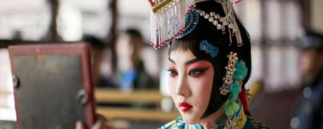 京剧桑园寄子剧情是什么(京剧杨宝森桑园寄子)