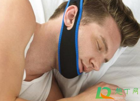 用嘴巴呼吸睡觉会打呼噜吗(睡觉打呼噜是用嘴呼吸吗) 用嘴巴呼吸睡觉会打呼噜吗(睡觉打呼噜是用嘴呼吸吗)