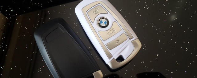 汽车钥匙拔不下来怎么办(车钥匙拔不下来了咋整)