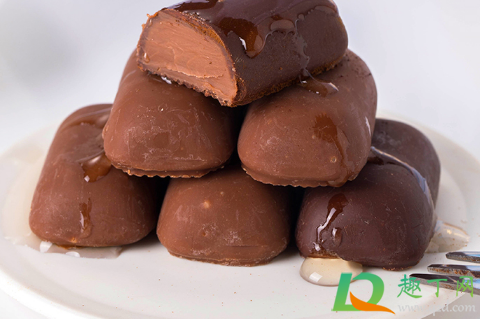 冰山巧克力要放冰箱吗(巧克力能冰在冰箱里吗)