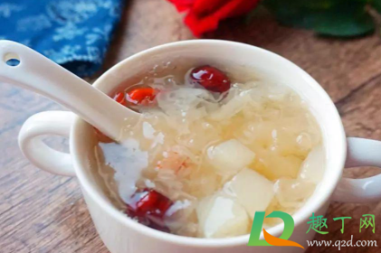 银耳隔夜吃真的会有毒吗(银耳隔夜吃有毒辟谣什么不能天天吃) 银耳隔夜吃真的会有毒吗(银耳隔夜吃有毒辟谣什么不能天天吃)