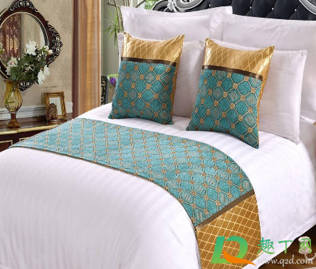 酒店床尾巾是不是夫妻办事用的(酒店客房床尾巾作用) 酒店床尾巾是不是夫妻办事用的(酒店客房床尾巾作用)