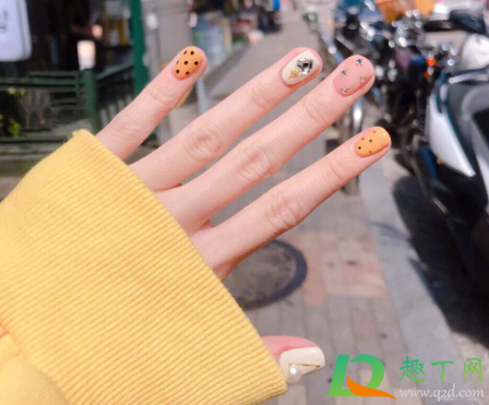 做美甲对指甲长度有要求吗(指甲多长做美甲合适) 做美甲对指甲长度有要求吗(指甲多长做美甲合适)