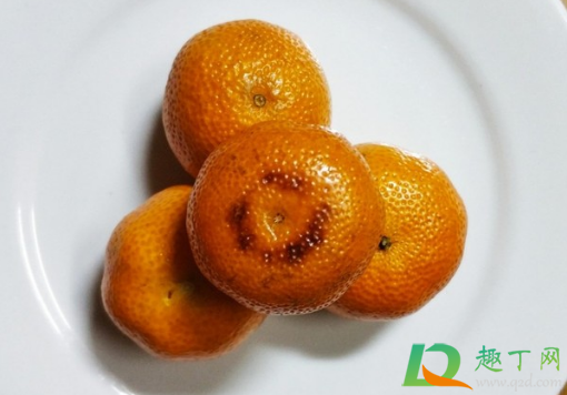 烤橘子对感冒有好处吗(烤橘子真的能治感冒吗)