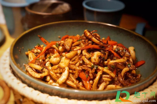 打新冠疫苗可以吃鱿鱼吗(打新冠疫苗后能吃鱿鱼么)