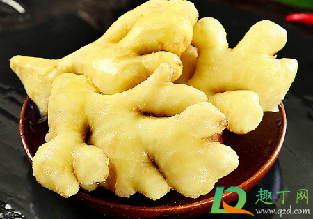 生姜贴肚脐去湿气方法有效吗(大姜贴肚脐能除湿吗)