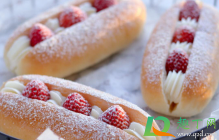 狗吃面包没事吧(狗狗吃一点面包有事吗) 狗吃面包没事吧(狗狗吃一点面包有事吗)