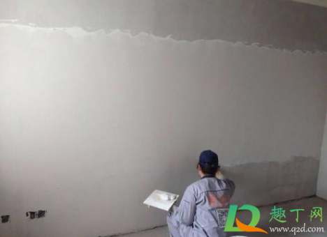 冬天刮完腻子多久可以刷乳胶漆(刮过腻子多久能刷乳胶漆)