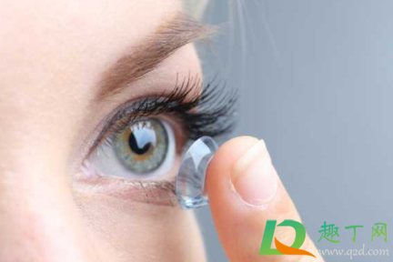 隐形眼镜破了一个小缺口还能用吗(隐形眼镜烂了一个缺口)