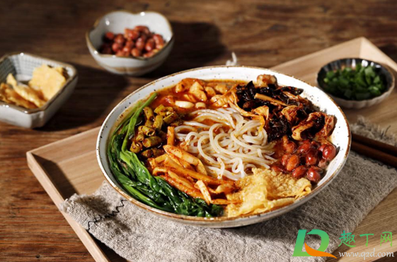 打新冠疫苗可以吃螺蛳粉吗(打新冠疫苗能吃螺蛳粉不)