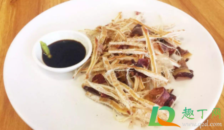 干鱿鱼怎么泡发泡多久(鱿鱼干泡发要多久)