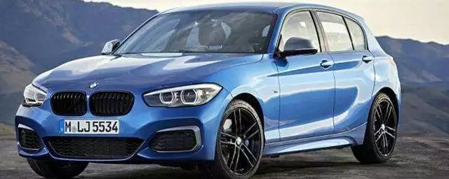 新旧2款宝马m140i的中控介绍(宝马1系m140i)