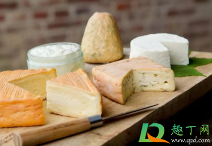 奶酪变软就是坏了吗(奶酪凉了也是软的吗) 奶酪变软就是坏了吗(奶酪凉了也是软的吗)
