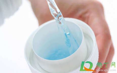 威露士消毒液可以直接倒进洗衣机吗(威露士消毒液怎么给洗衣机消毒)