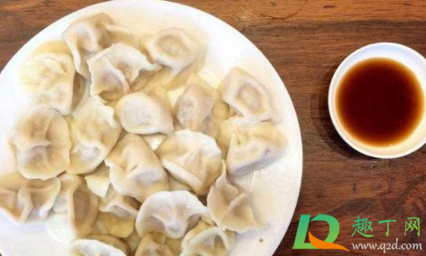 煮水饺加三次冷水有什么说法(煮饺子加一次凉水)