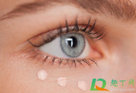 盐去眼袋是真的吗(盐水可以消除眼袋,这个说法是真的吗?)