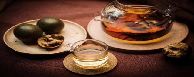 排毒养颜女人喝什么(女性多喝什么排毒养颜)