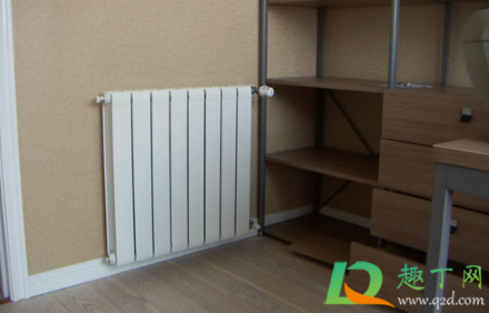 如何判断地暖开没开(怎么确认地暖是开着的)