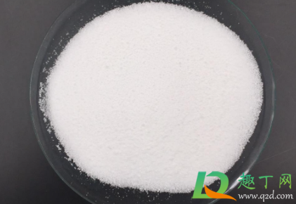 硼酸粉可以直接洒在伤口处吗(硼酸溶液可以敷伤口吗)