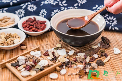 打了新冠疫苗可以吃中药吗(打了新冠疫苗能吃中药吗?)